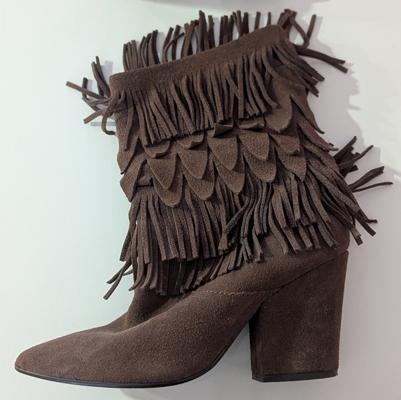 Dolce By Mojo Moxy Chocolate Suede Fringe Heeled Boots Boho Chic - Picture 1 of 13